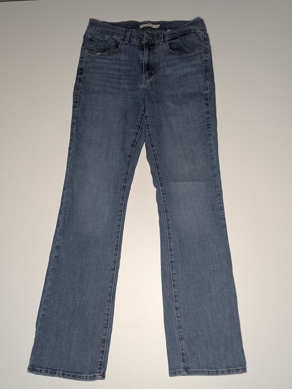 Levi's Women's Blue Straight-Leg Jeans